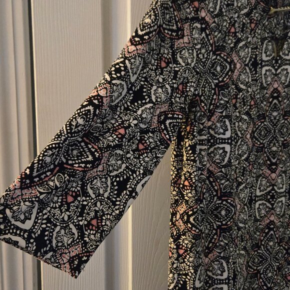 Roz and Ali size med dress - Picture 2 of 5